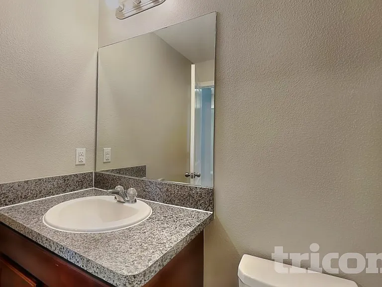 10129 Carloway Hills Dr — Photo 12