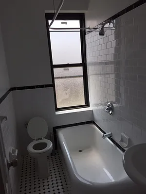 Rented by Smart NY Realty LLC | media 1