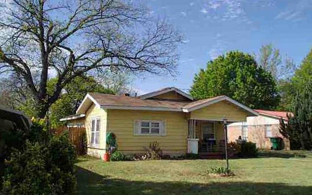 2nd image of 115 Garvin St