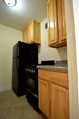 Rented by Bohemia Realty Group | media 19