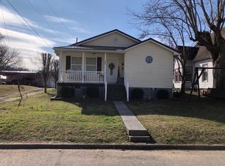 801 Adams St, Louisa, KY 41230