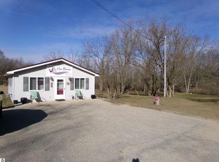 124 N Railroad St, Six Lakes, MI 48886