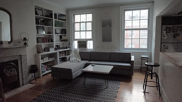 Rented by M.Woods & Associates | media 28