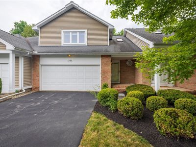 28 Chasewood Cir, Rochester, NY, 14618