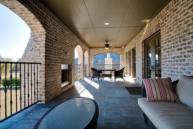 Upstairs Covered Balcony