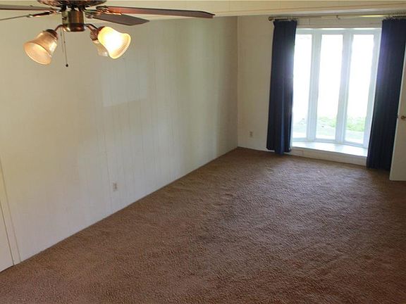 5th image of 3732 Byrd Dr