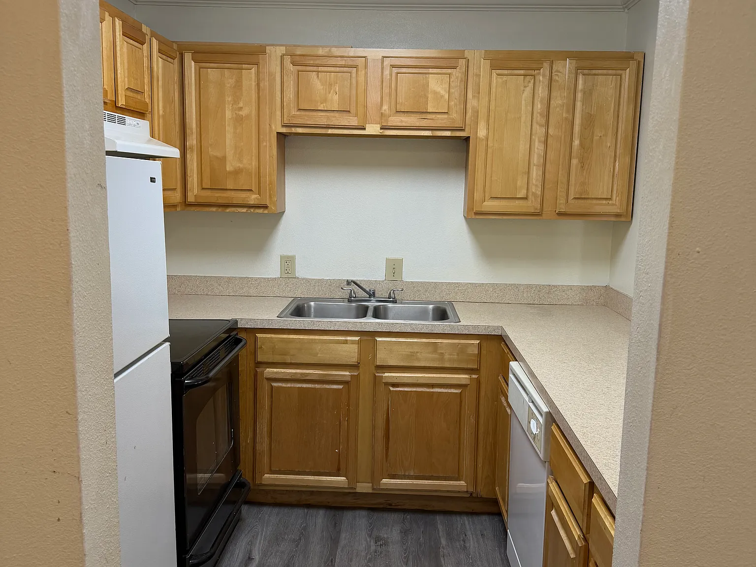 2 bed, 893 sqft, $1,200 — Photo 4