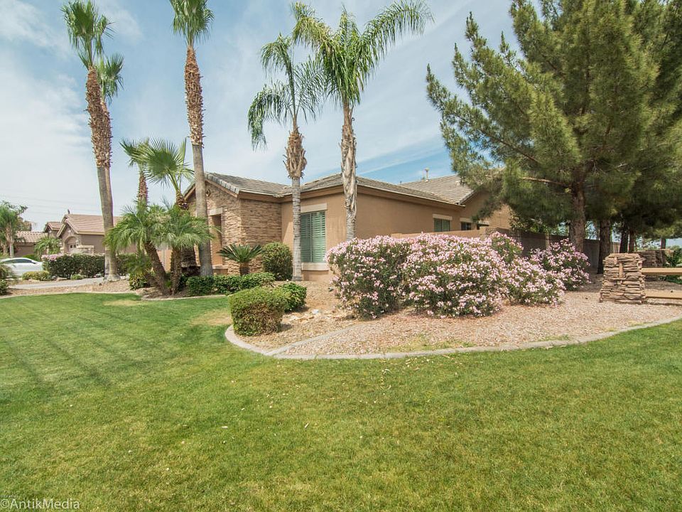 1st image of 420 E Alamosa Dr
