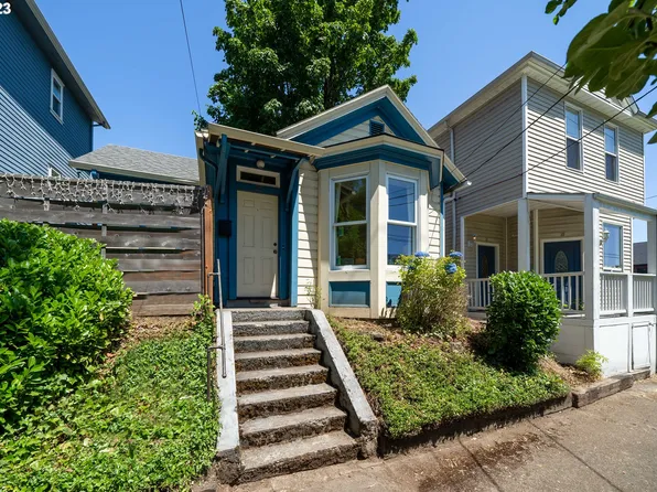 25 SW Hooker St, Portland, OR 97201