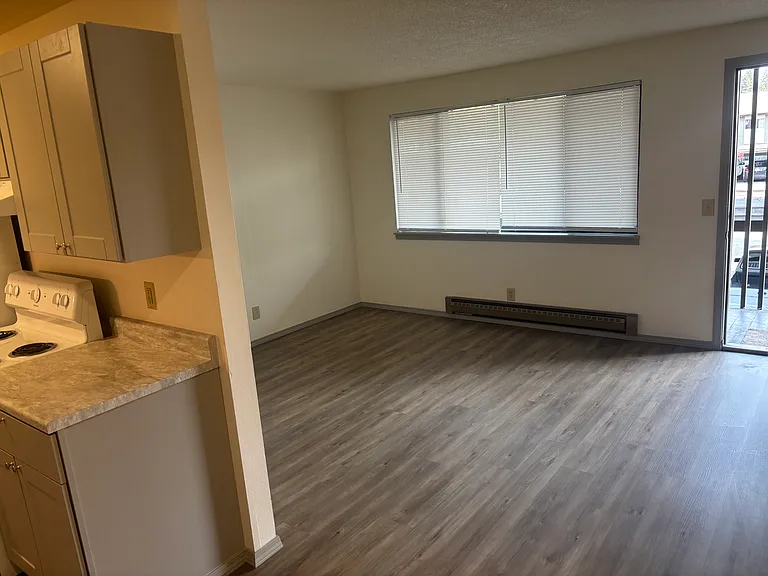 6811 Lakewood Dr W #66 — Photo 3