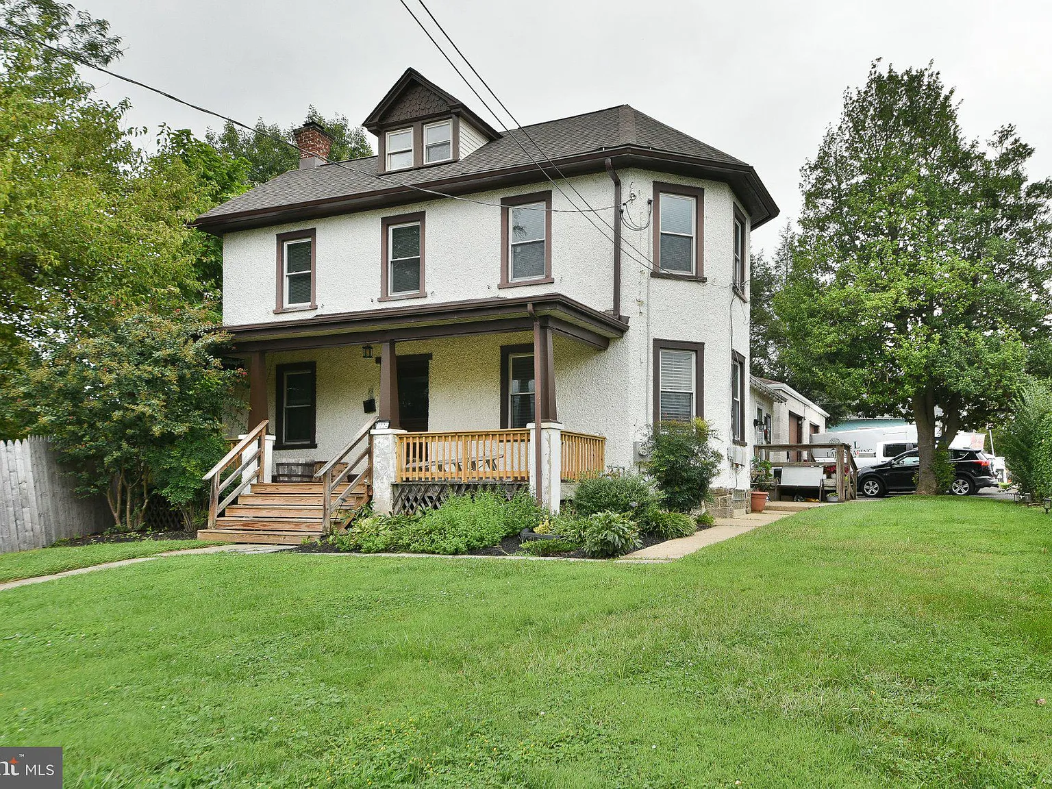 1 bed, 1.0 bath, 2064 sqft, $1,850 — Photo 3