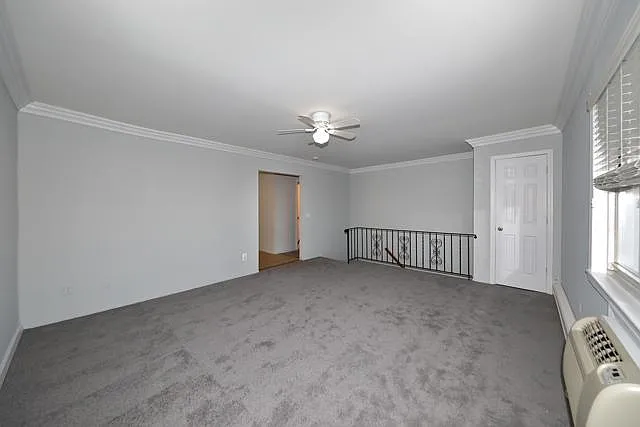 Fairfield Manor — Photo 6