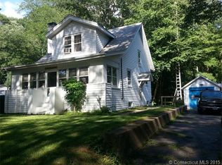 979 Long Cove Rd, Gales Ferry, CT 06335