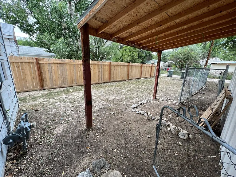 1016 E Roosevelt Ave — Photo 49
