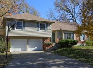 9521 Russell St, Overland Park, KS 66212