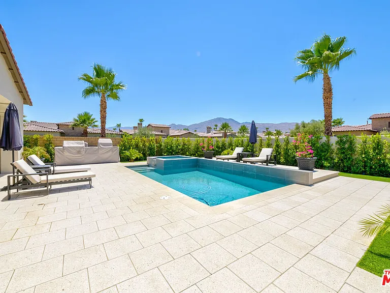 55140 Spring Creek Ct — Photo 23