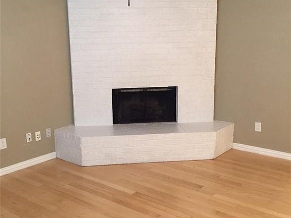 5th image of 2334 Eagle Crest Dr