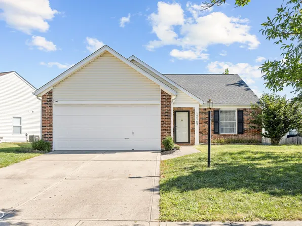 12163 Split Granite Dr, Fishers, IN 46037