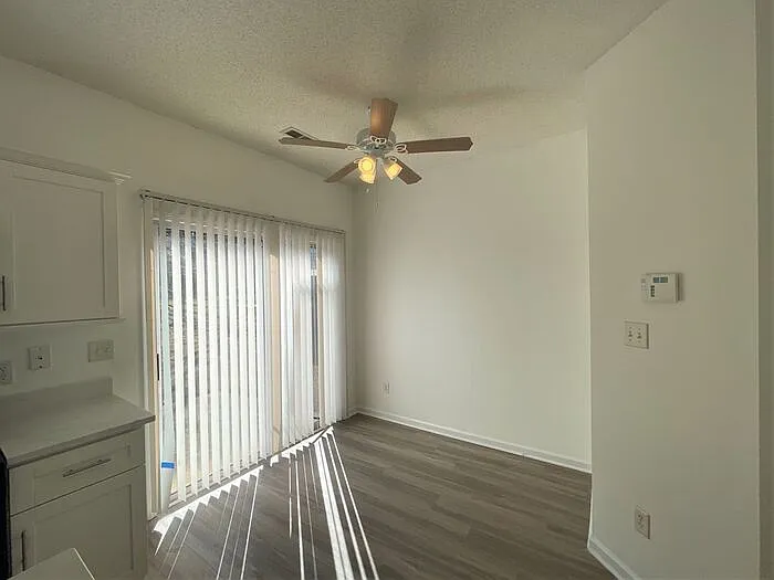 10218 Ridgewell Ct — Photo 9
