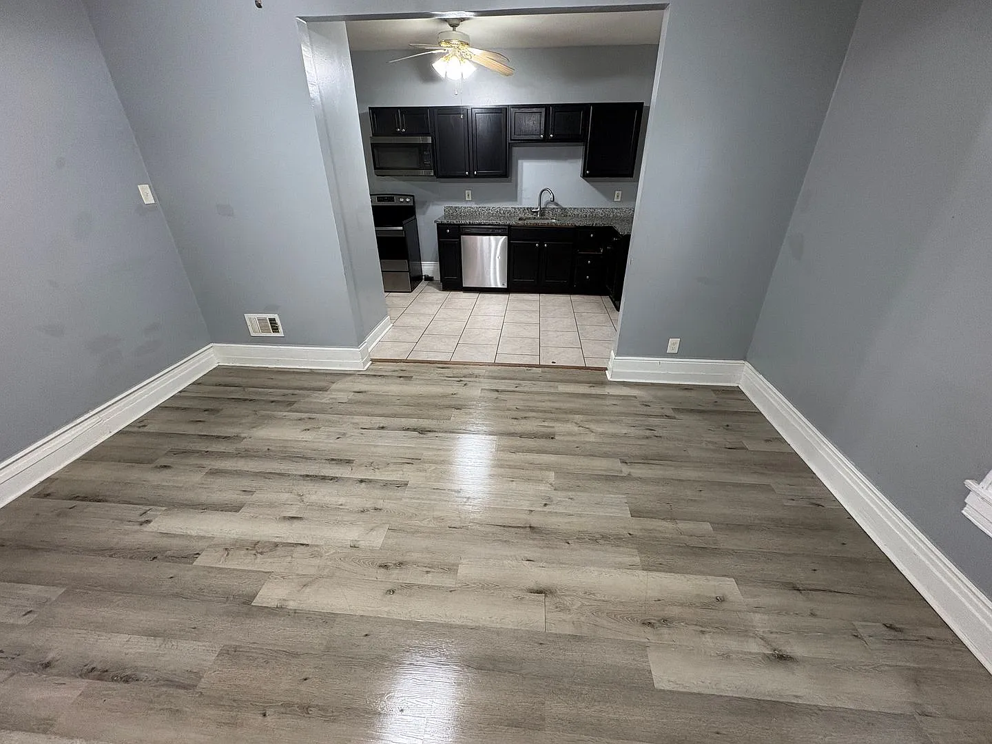 3008 Henrietta 4 family — Photo 3