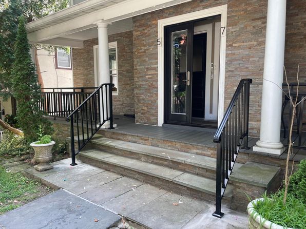 7 Dusenbury Pl #1F