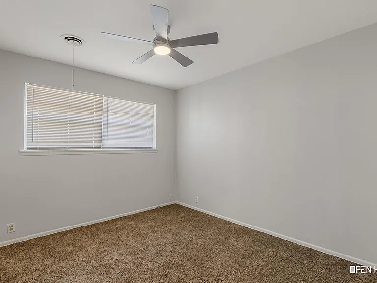 1604 Parkdale Dr — Photo 18