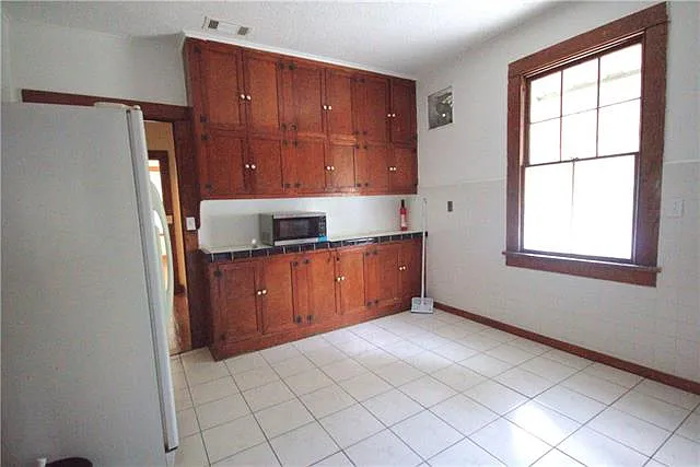 922 Hillary St — Photo 7