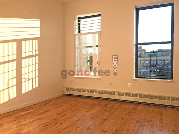 5th image of 229 W 121st St #3D