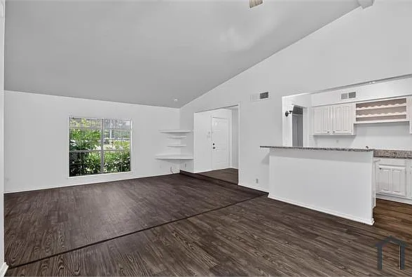 3104 Canterbury Ln — Photo 14