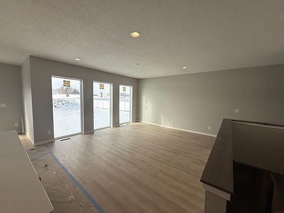 4th image of 5768 Wall St