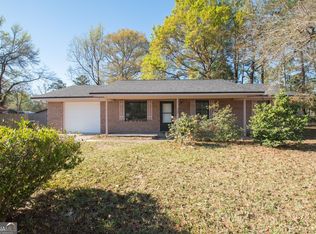 245 W Peach Ave, Kingsland, GA 31548