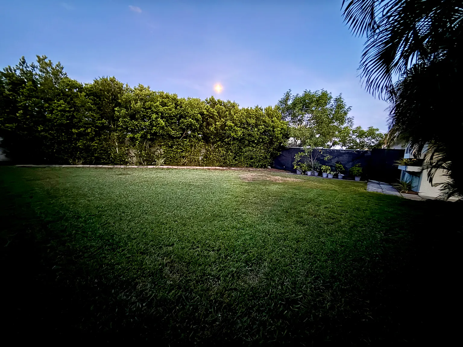 4 bed, 1995 sqft, $12,900 — Photo 4