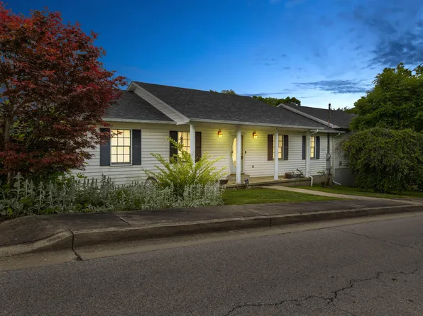 202 Strother St, Mount Sterling, KY 40353