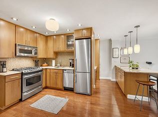 209 E 56th St APT 4G, New York, NY