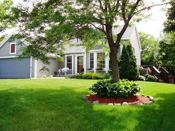 1st image of 3896 Stonebridge Dr N