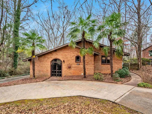 228 Holly Dr, Spartanburg, SC 29301