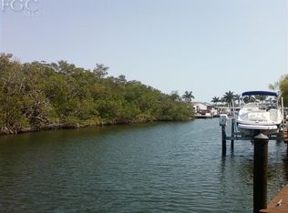 102 Blackbeard Way, Fort Myers Beach, FL 33931