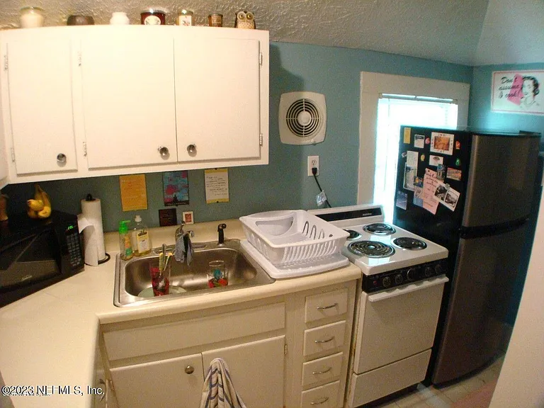 3114 Riverside Ave — Photo 12