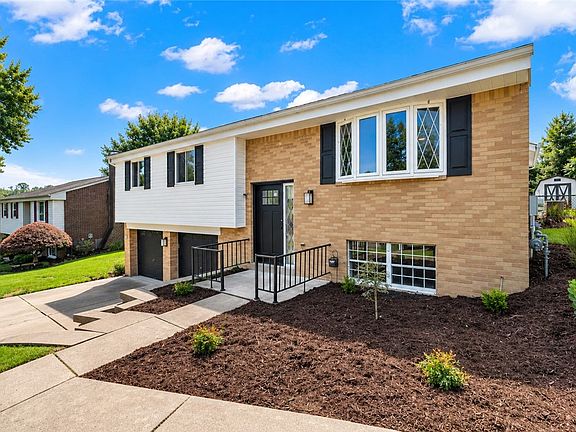 2nd image of 3027 Pitchfork Dr