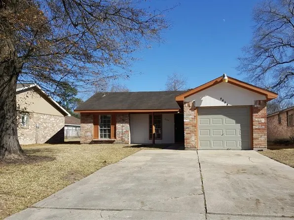 8634 Valley Meadow Dr, Houston, TX 77078