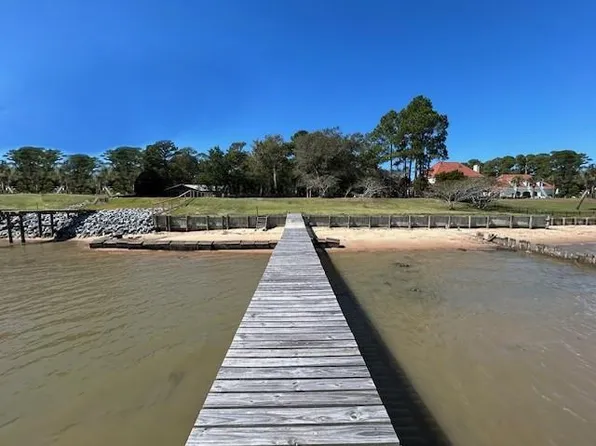 13555 Dauphin Island Pkwy, Coden, AL 36523