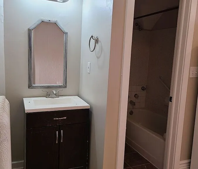 1331 Columbine St #2D — Photo 6