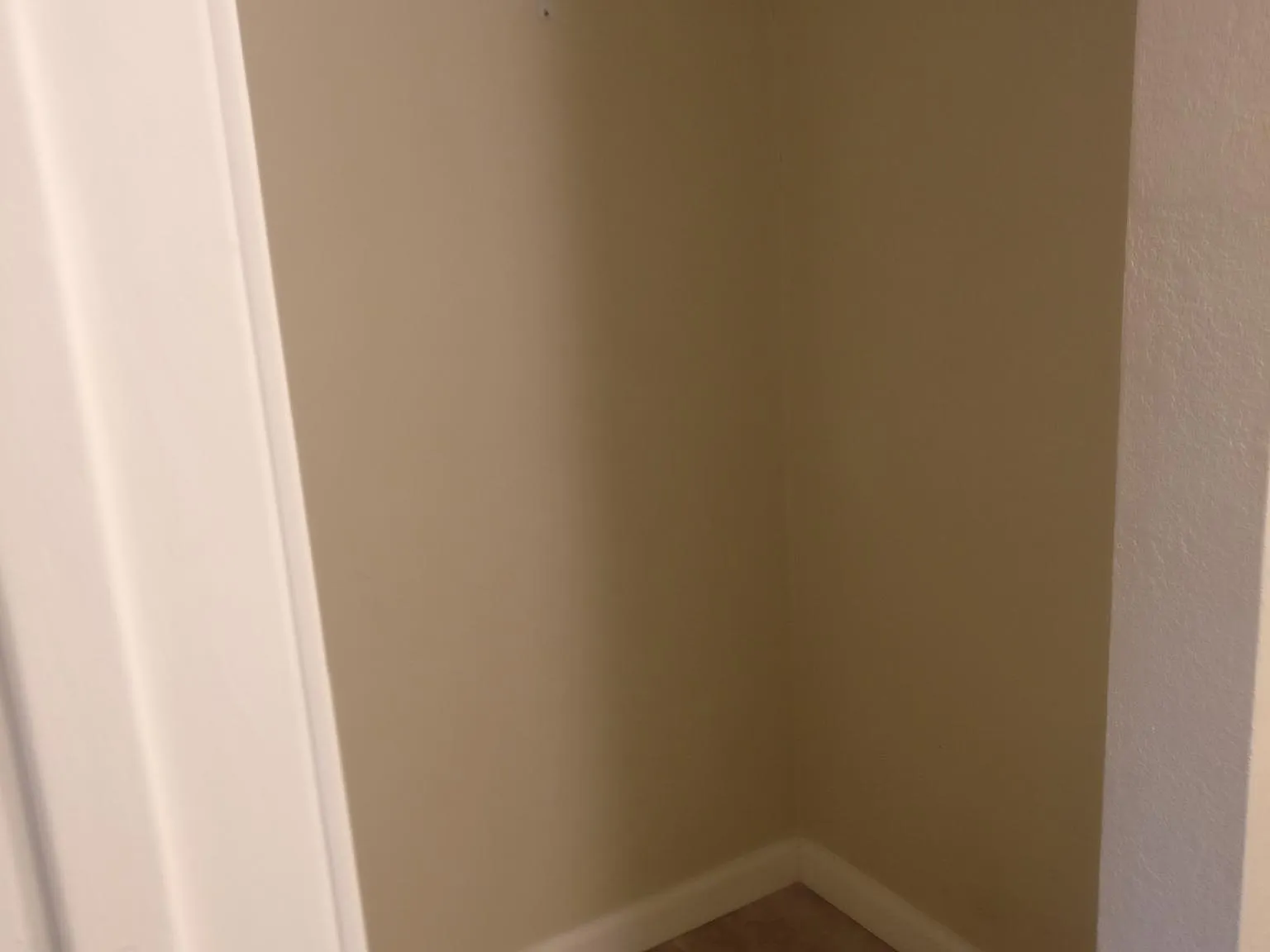 415 Venice Way — Photo 4