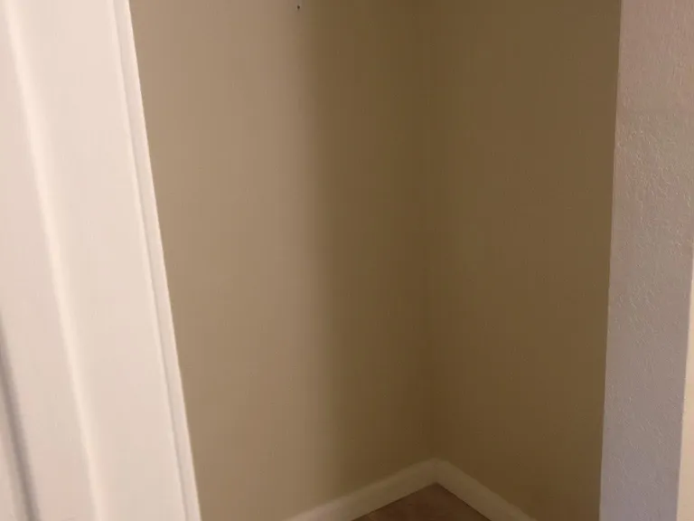 415 Venice Way #E — Photo 4