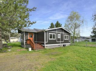 312 Sunny Ln, Sutherlin, OR 97479