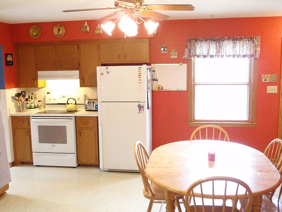 4th image of 1216 Richards Ave