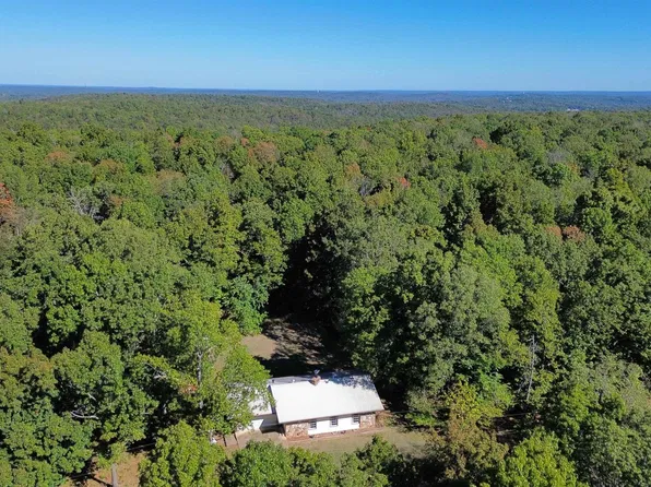 6 Nooksa Dr, Cherokee Village, AR 72529