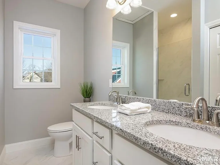 35 Ringgold St #104 — Photo 9
