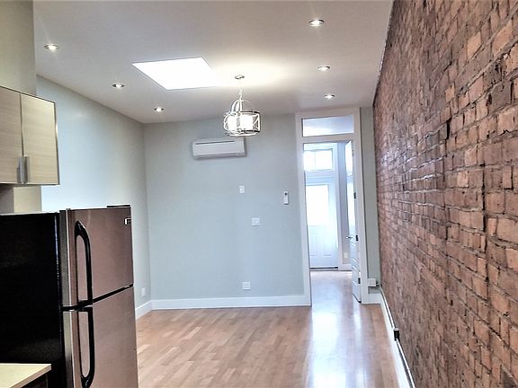 2nd image of 212 Wyckoff Ave #3R