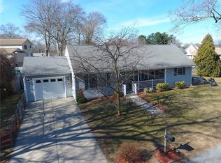 179 Horse Neck Rd, Warwick, RI 02889